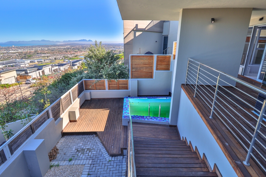 To Let 5 Bedroom Property for Rent in Fairhaven Country Estate Western Cape
